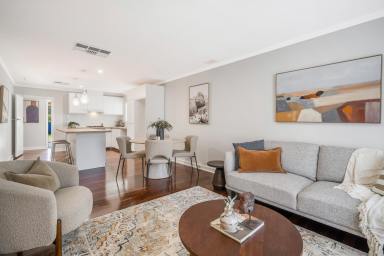 House For Sale - WA - Booragoon - 6154 - Parkside Perfection in the Heart of Booragoon (Image 2)