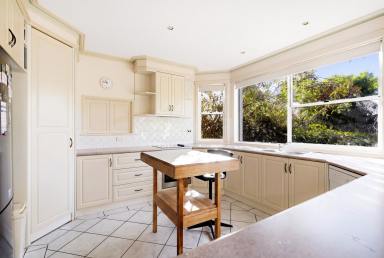 House For Sale - TAS - Grindelwald - 7277 - Spacious Family Living on 1711m2 block. (Image 2)