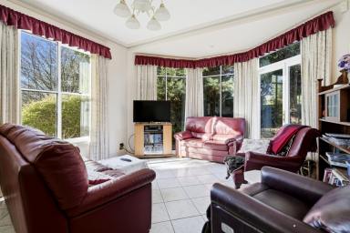 House For Sale - TAS - Grindelwald - 7277 - Spacious Family Living on 1711m2 block. (Image 2)
