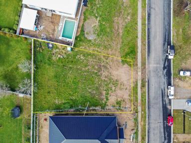 Residential Block For Sale - NSW - Young - 2594 - Premium Residential Block in New Estate  (Image 2)
