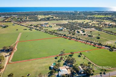 Residential Block For Sale - WA - Waggrakine - 6530 - A View Worth Building For  (Image 2)
