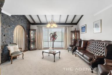 House For Sale - WA - South Guildford - 6055 - "Premier River Front with a "Loder" Potential"  (Image 2)
