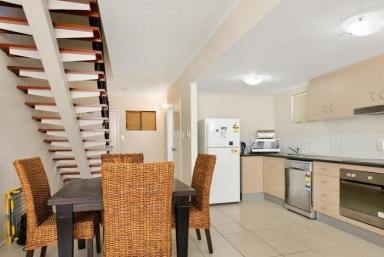 Unit For Lease - QLD - Cairns North - 4870 - Convenient & Low-Maintenance Living in Prime Location (Image 2)