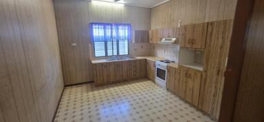 House For Sale - QLD - Ingham - 4850 - LOWSET HOME IN GREAT AREA OF TOWN!  (Image 2)
