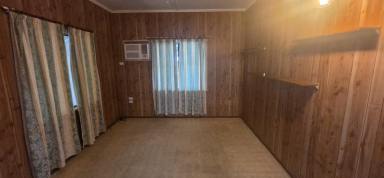 House For Sale - QLD - Ingham - 4850 - LOWSET HOME IN GREAT AREA OF TOWN!  (Image 2)