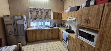 House For Sale - QLD - Ingham - 4850 - LOWSET HOME IN GREAT AREA OF TOWN!  (Image 2)