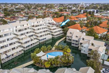 Apartment For Sale - WA - Mandurah - 6210 - INCREDIBLE OPPORTUNITY IN LAKESIDE VILLAS  (Image 2)