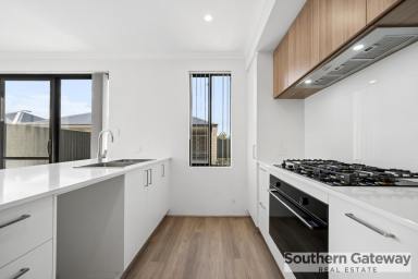 House For Lease - WA - Wellard - 6170 - BRAND NEW MODENR HOME  (Image 2)