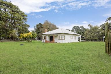 Lifestyle For Sale - VIC - Victoria Valley - 3294 - Country Lifestyle with Spectacular Grampians Views  (Image 2)