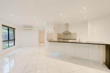 House For Sale - VIC - Myrtleford - 3737 - Modern, Low-Maintenance Living in a Prime Location  (Image 2)