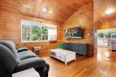 House For Sale - QLD - Macleay Island - 4184 - Enjoy Space, Comfort and a Relaxed Island Lifestyle  (Image 2)
