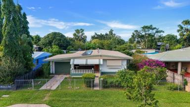 House For Sale - QLD - Edmonton - 4869 - Quarter Acre....Hardwood Flooring....  (Image 2)