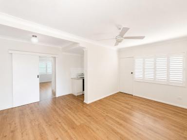 Unit For Lease - NSW - Primbee - 2502 - Renovated Ground Floor 2 Bedroom Unit in Quiet Primbee Location  (Image 2)