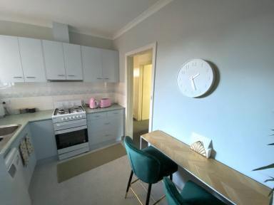 Apartment Leased - VIC - Toorak - 3142 - Fully Furnished In The Heart Of Toorak  (Image 2)