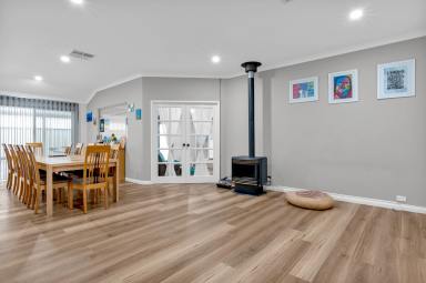 House For Sale - WA - Falcon - 6210 - Spacious Family Living with Endless Potential in a Sought-After Location  (Image 2)