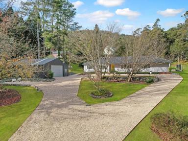 House For Sale - NSW - Bowral - 2576 - Where Convenience & Lifestyle Meet  (Image 2)