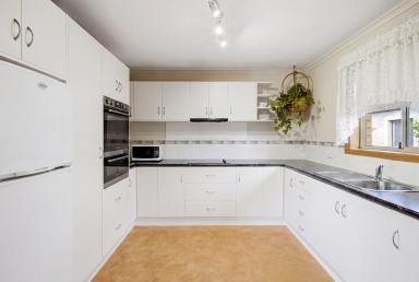 House For Sale - TAS - Hadspen - 7290 - WELCOME HOME!  (Image 2)
