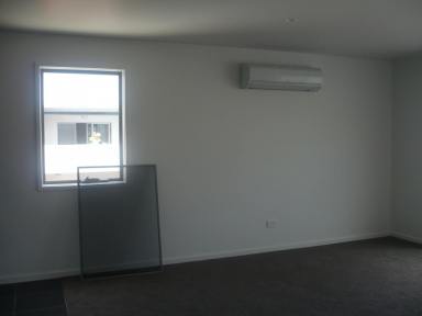 Apartment For Lease - ACT - Harrison - 2914 - One bedroom apartment in Harrison, Symphony Park (Image 2)