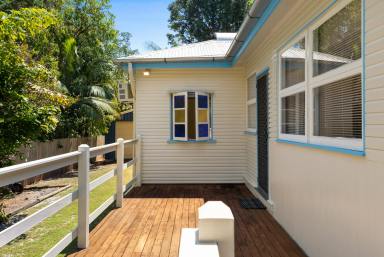 House For Lease - QLD - Boreen Point - 4565 - Relaxed Lakeside Living in Beautiful Boreen Point (Image 2)