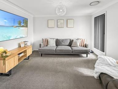House For Sale - NSW - Leeton - 2705 - THE COMPLETE FAMILY LIFESTYLE – SPACE, SHED & ENTERTAINING ON 5,001m² (Image 2)