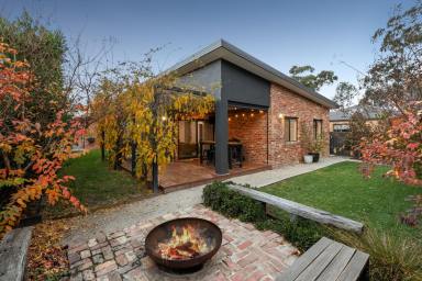 House For Sale - VIC - Strathfieldsaye - 3551 - Contemporary Style, Premium Family Living  (Image 2)