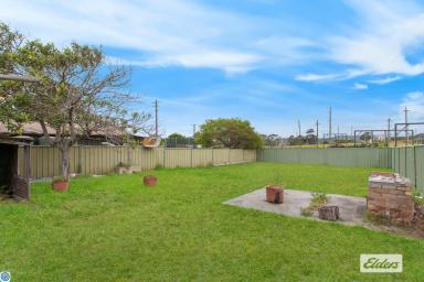 House For Lease - NSW - Coniston - 2500 - Sought After City Fringe Property (Image 2)