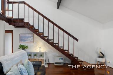 House For Sale - WA - Shoalwater - 6169 - A home for family, friends and weekends (Image 2)