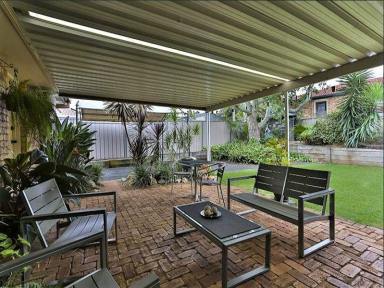 House Leased - QLD - Wilsonton - 4350 - Alluring 3-Bedroom Home With Plenty of Space (Image 2)