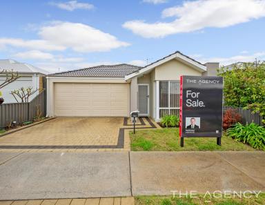 House For Sale - WA - Treeby - 6164 - EYE CATCHER!  (Image 2)