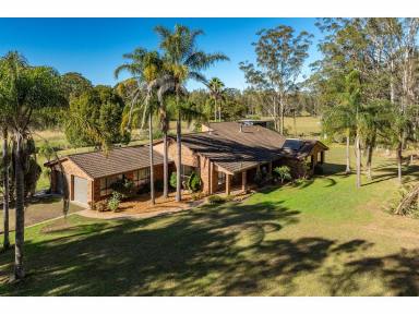 House For Sale - NSW - Nabiac - 2312 - This rare, small acre property could be yours!  (Image 2)