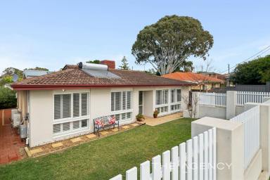 House For Sale - WA - Bassendean - 6054 - Uncapped Potential Oozing with Charm (Image 2)