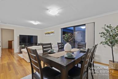 House For Sale - WA - Westminster - 6061 - BEAUTIFUL PARKSIDE LIVING!  (Image 2)