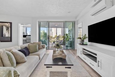 Apartment For Sale - QLD - Surfers Paradise - 4217 - LUXURY LIFESTYLE 2 BEDROOM APARTMENT! All Offers Considered (Image 2)