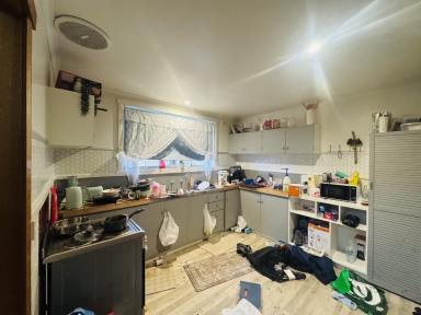 House For Sale - TAS - Zeehan - 7469 - Prime Main Street Position with Huge Potential (Image 2)