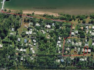 House For Sale - QLD - Karragarra Island - 4184 - Dual Living Opportunity Just Minutes from the Ferry (Image 2)