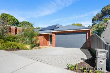 House For Sale - WA - Kensington - 6151 - SPACIOUS & SERENE  (Image 2)