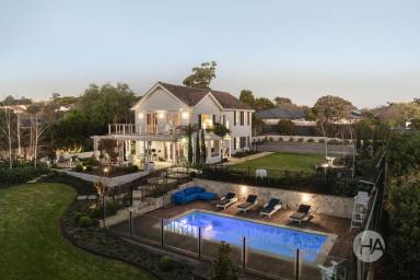House For Sale - VIC - Mount Eliza - 3930 - Golden Mile Grace with Bay Views and Timeless Character  (Image 2)