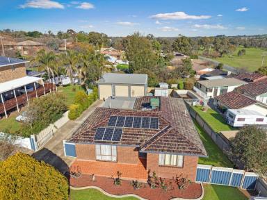 House For Sale - NSW - Young - 2594 - Peace and Quiet  (Image 2)