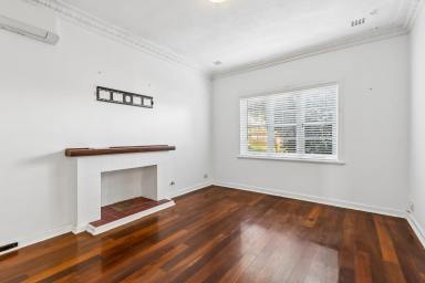 House For Sale - WA - Scarborough - 6019 - In a Word: Inviting (Image 2)