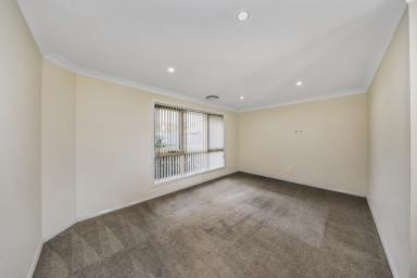 House For Sale - NSW - Tumut - 2720 - Modern Living!  (Image 2)