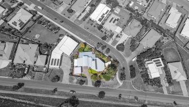 House For Sale - QLD - Yungaburra - 4884 - Stunning Multi-Level Home with a Granny Flat  (Image 2)