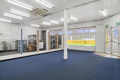 Retail For Sale - QLD - South Toowoomba - 4350 - Bite Sized Commercial Investment  (Image 2)