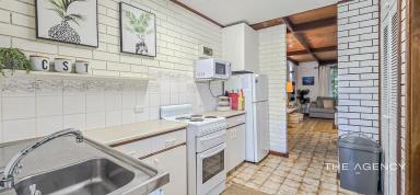 Unit For Sale - WA - Kalbarri - 6536 - Reef Villa 5  (Image 2)