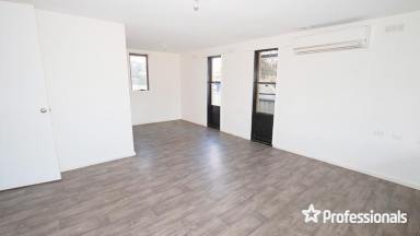 House For Lease - NSW - West Tamworth - 2340 - 23 Quinn Street (Image 2)