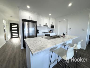 Duplex/Semi-detached For Lease - NSW - Inverell - 2360 - Modern Comfort in a Quality Duplex  (Image 2)