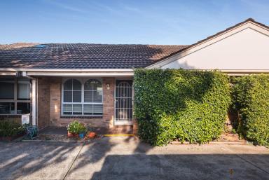 Unit For Lease - VIC - Mentone - 3194 - QUIET BLOCK- OFF STREET PARKING - REAR YARD  (Image 2)