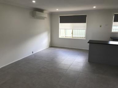 House For Lease - NSW - Kootingal - 2352 - Beautifully Renovated Two Bedroom Duplex in Kootingal  (Image 2)