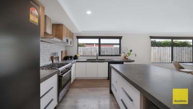 House For Sale - VIC - Foster - 3960 - Near new family home in a great location  (Image 2)