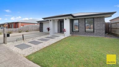House For Sale - VIC - Foster - 3960 - Near new family home in a great location (Image 2)