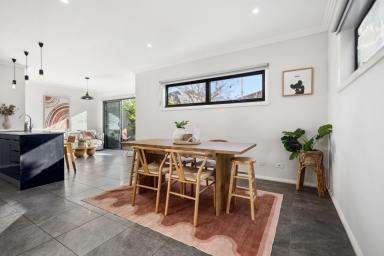 House For Sale - VIC - Flora Hill - 3550 - Contemporary comfort in the heart of Flora Hill (Image 2)